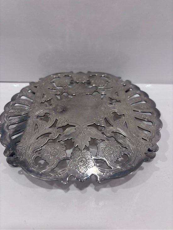 Other - Vintage s.p. Copper Canada silver plated ornate pierced trivet hot plate #820
